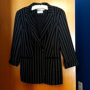 Ricki's Women's blazer pinstripe size large. Never worn.